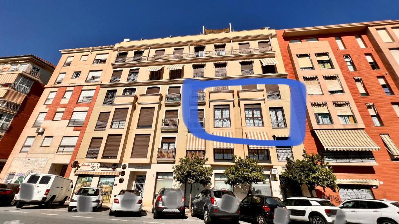 Homely Malaga Av Rosaleda Centro Historico Екстериор снимка