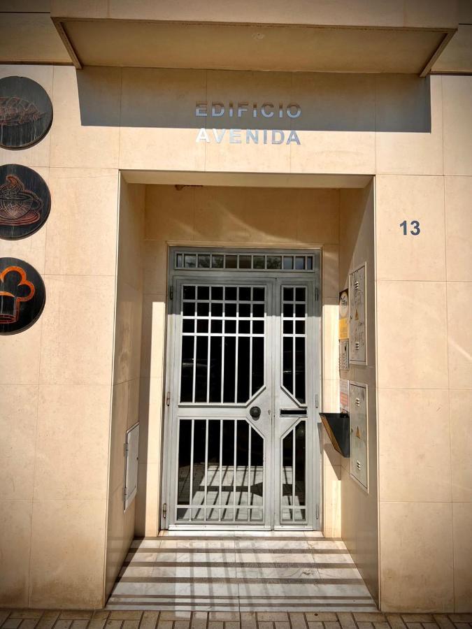 Homely Malaga Av Rosaleda Centro Historico Екстериор снимка