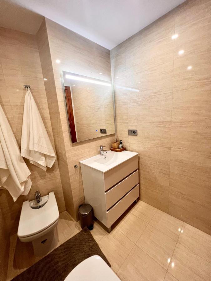 Homely Malaga Av Rosaleda Centro Historico Екстериор снимка
